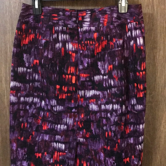 Ann Taylor Patterened Pencil Skirt - Picture 3 of 4